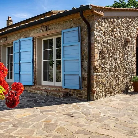 Villa Podere Santa Francesca 16&2 *