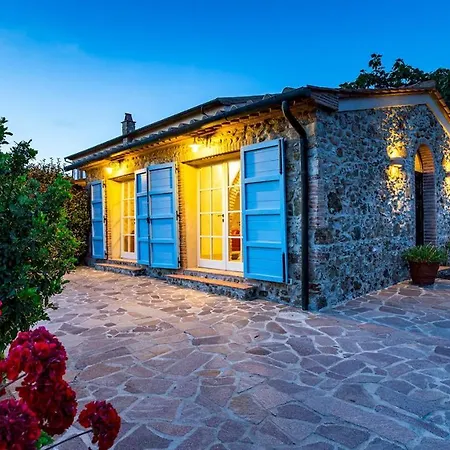 Villa Podere Santa Francesca 16&2 *
