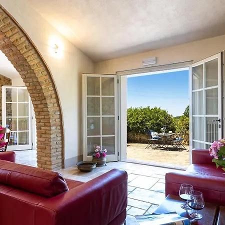 Villa Podere Santa Francesca 16&2 *